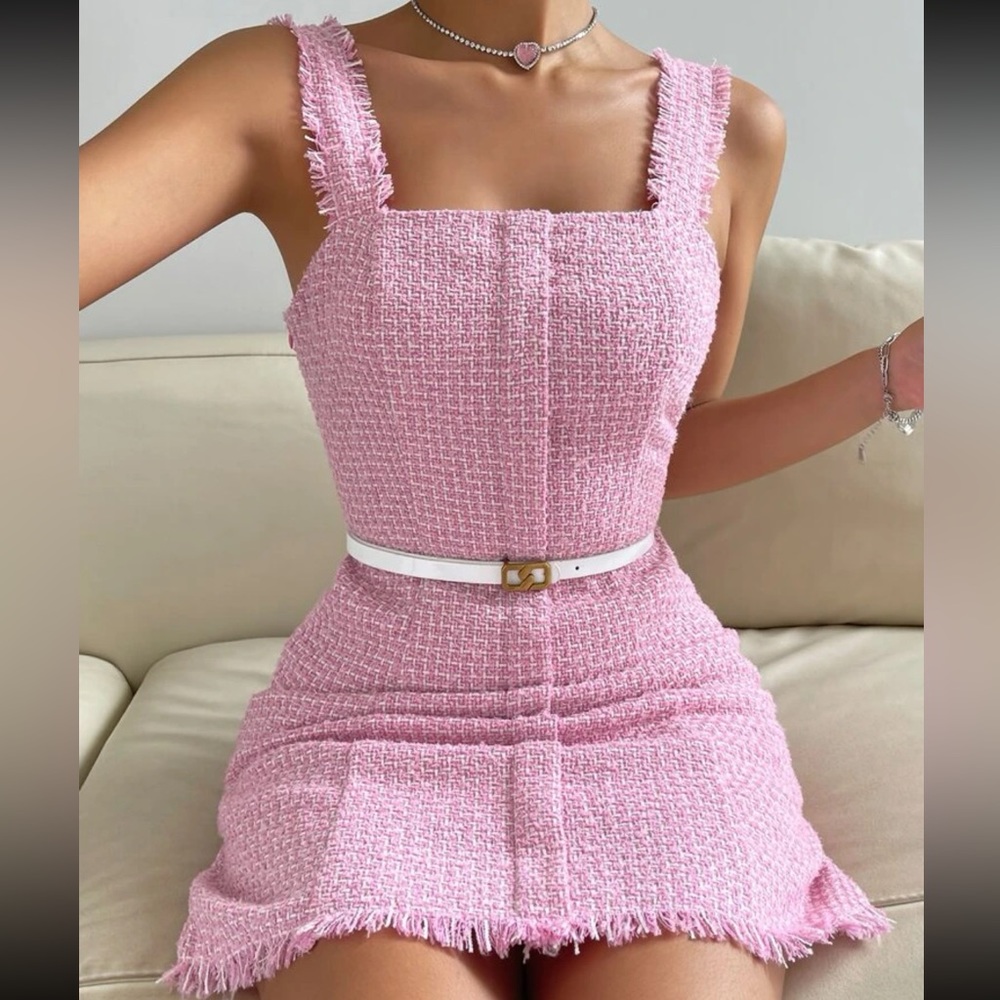 Raw Trim Tweed Dress with belt